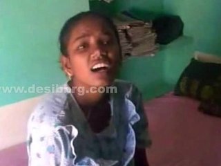 Big breasted tamil girl opens it all